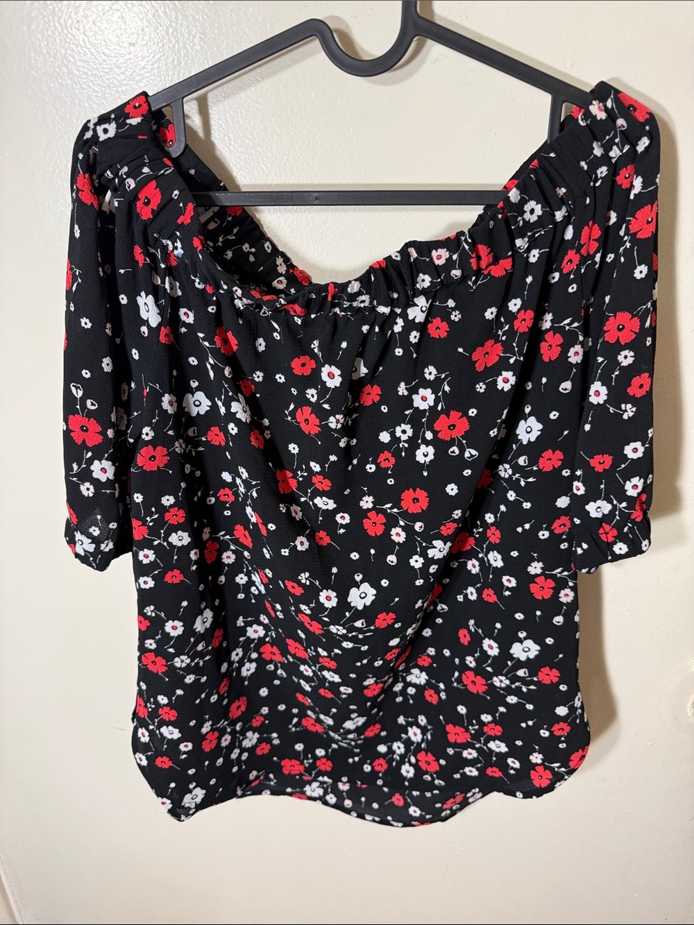 Michael Kors Black Off-Shoulder Blouse with Red & White Floral Print
